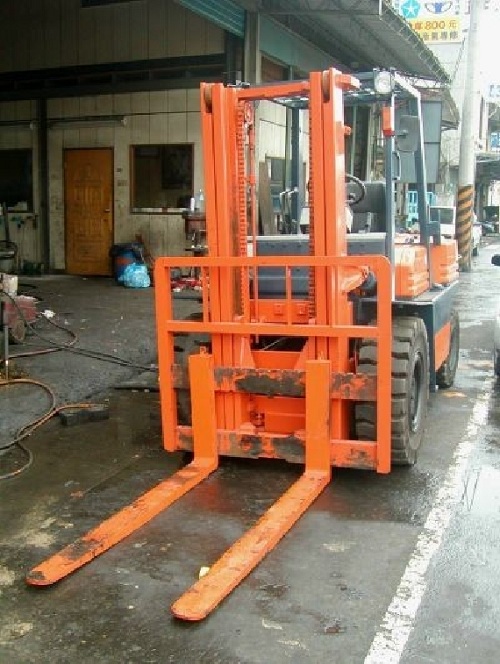 嘉義推高機出租