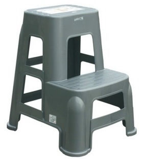 家庭五金用品.梯子.玉山梯椅