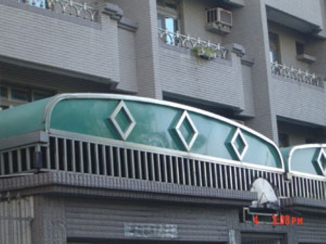 健宏金屬門窗-4