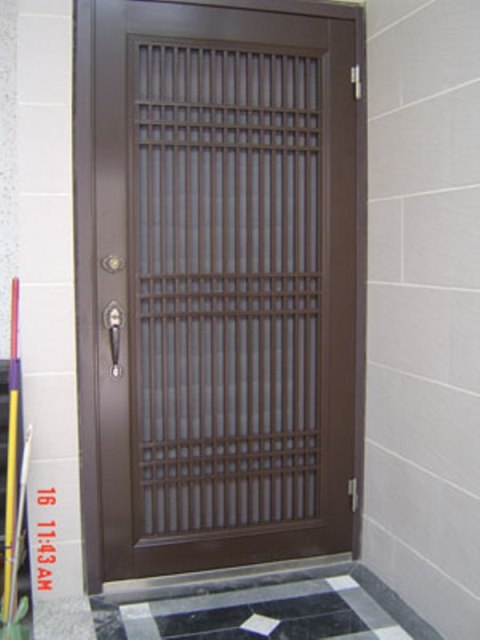 健宏金屬門窗-12