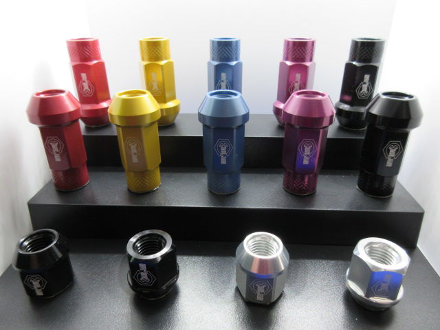 賽道用輪圈螺帽(航太鋁合金)全