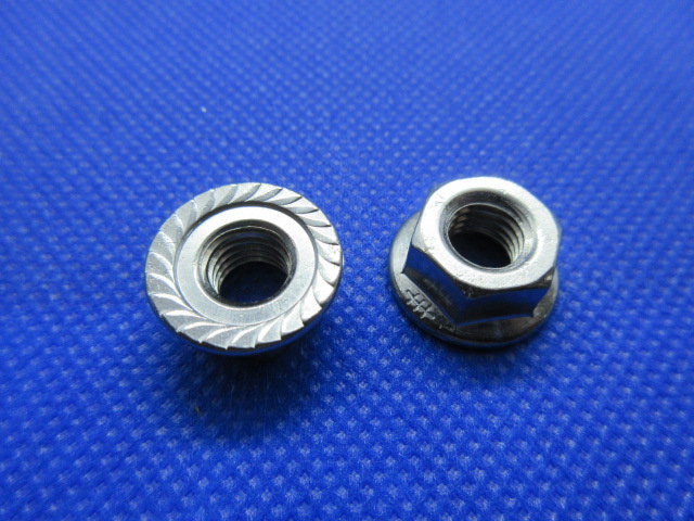 凸緣螺帽(白鐵)