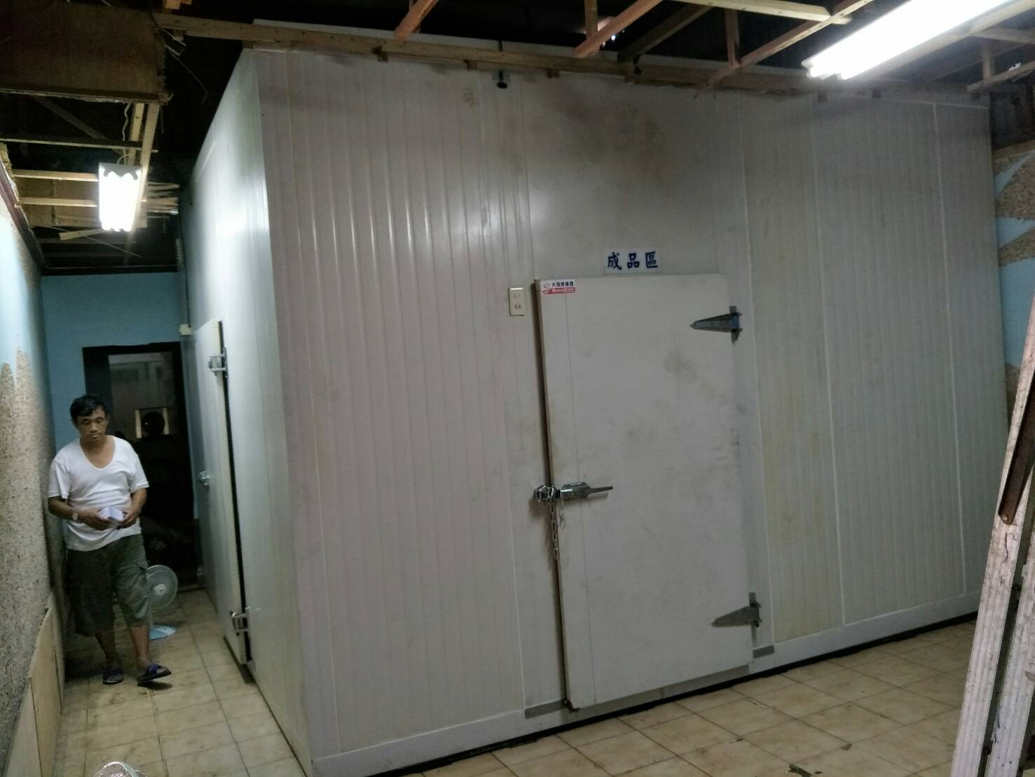 冷凍櫃組合施工