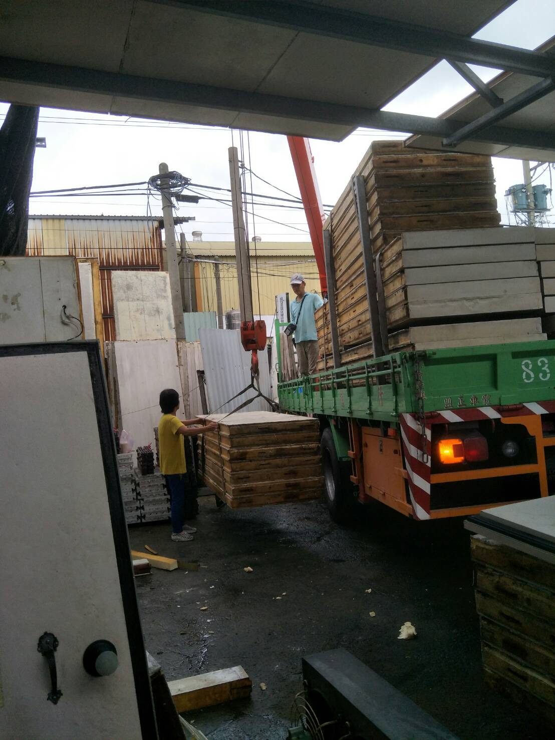 冷凍櫃組合施工