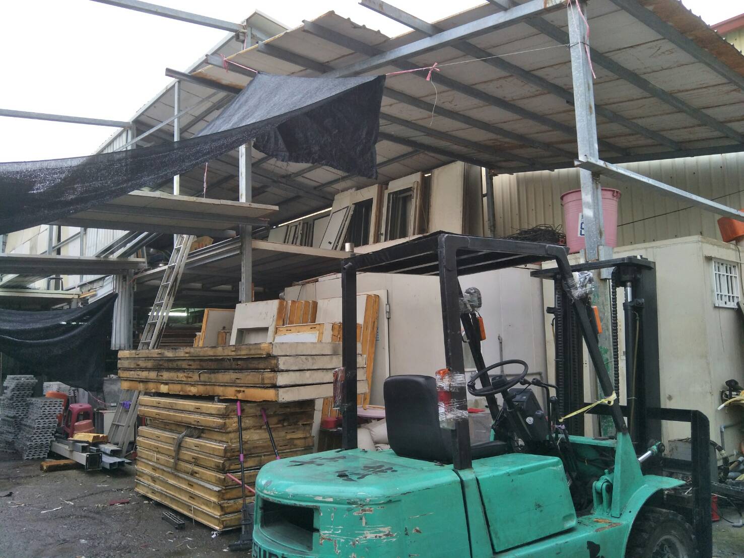 冷凍櫃組合施工