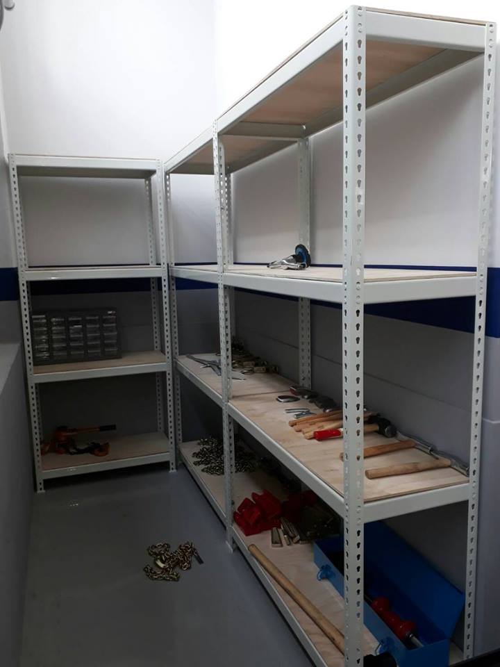 SUBARU汽車廠～象牙白免螺絲角鋼工具置物架