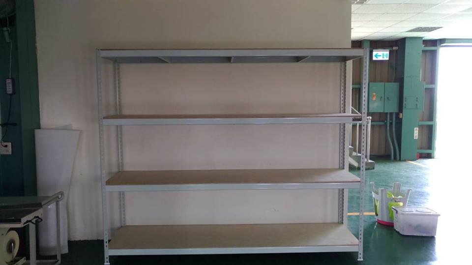 仁德區公司～象牙白免螺絲角鋼置物架