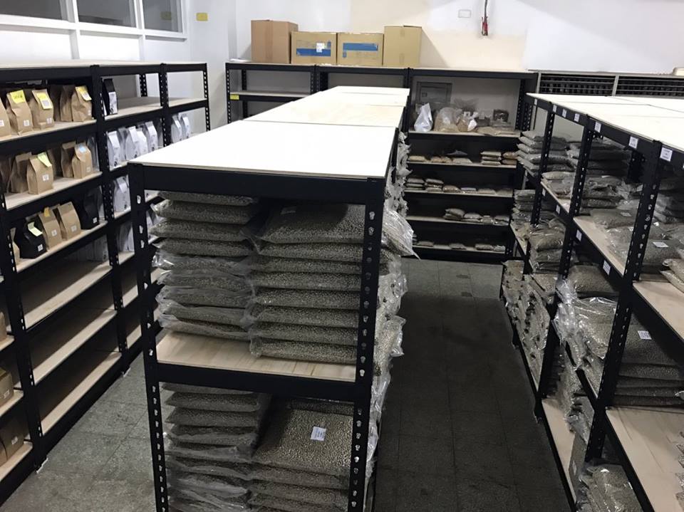 仁德區茶葉公司～工業風消光黑免螺絲角鋼倉儲架&amp;展示架&nbsp;