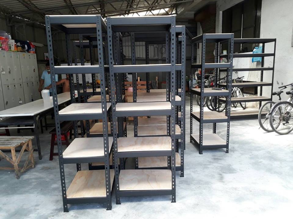 仁德區職工～消光黑免螺絲角鋼置物架