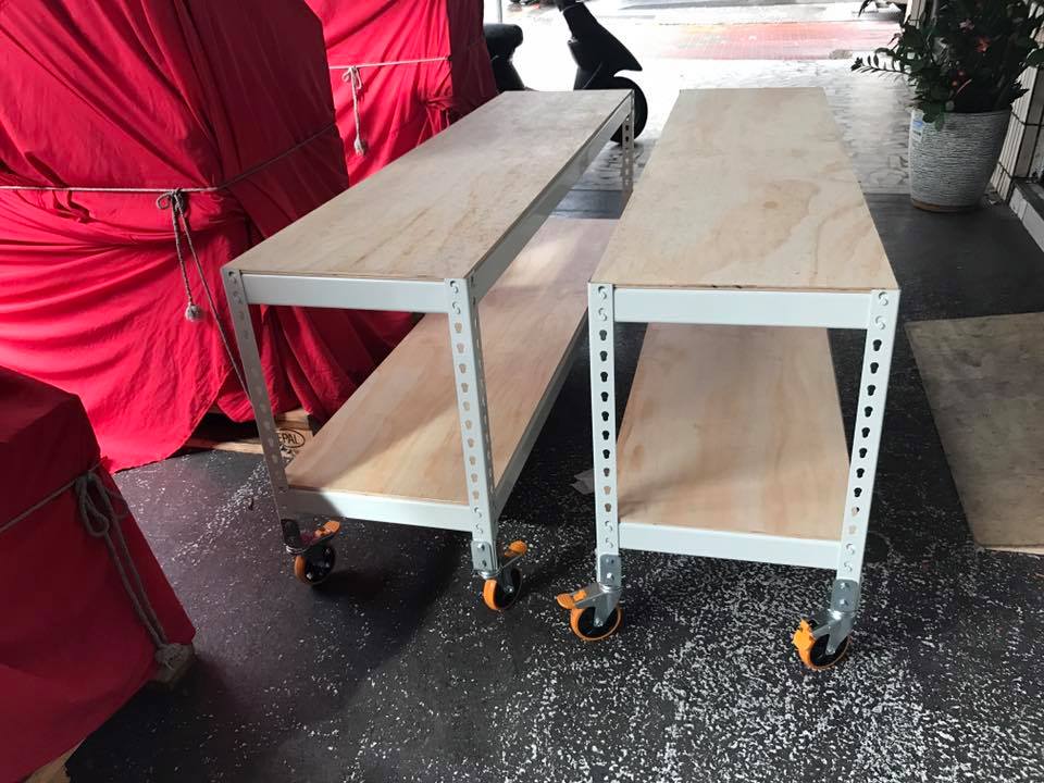 北區超市～象牙白角鋼車輪架&nbsp;