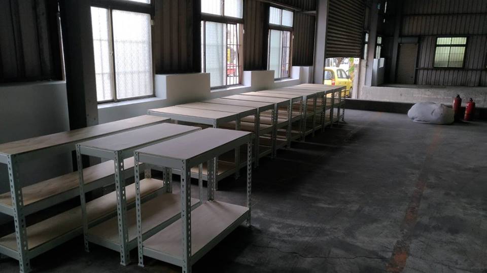 岡山區公司～象牙白免螺絲角鋼置物架