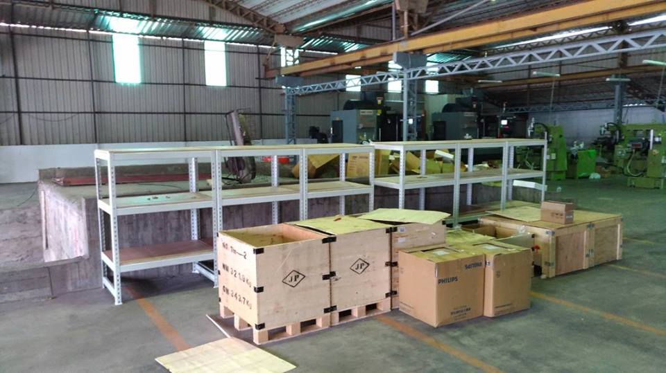 岡山區公司～象牙白免螺絲角鋼置物架&nbsp;