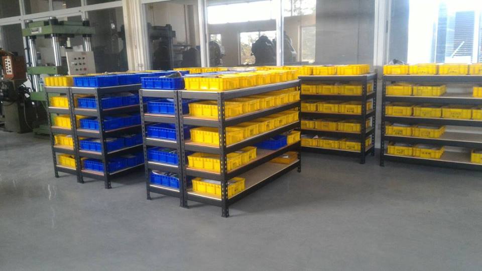 歸仁區應用材料公司～消光黑免螺絲收納架&nbsp;