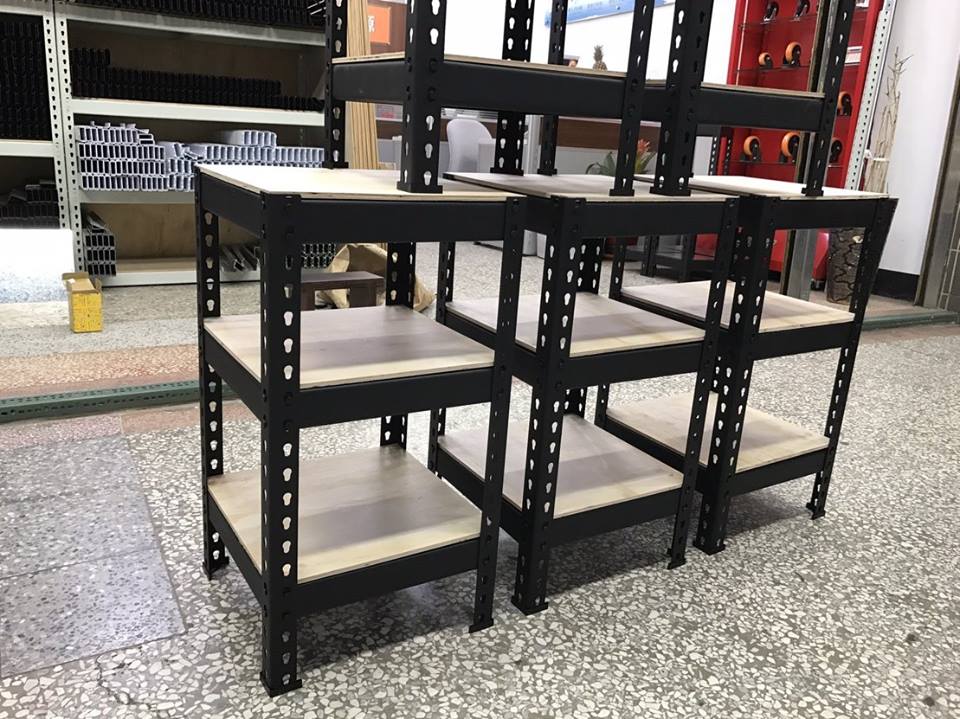 歸仁區應用材料公司～消光黑免螺絲收納架