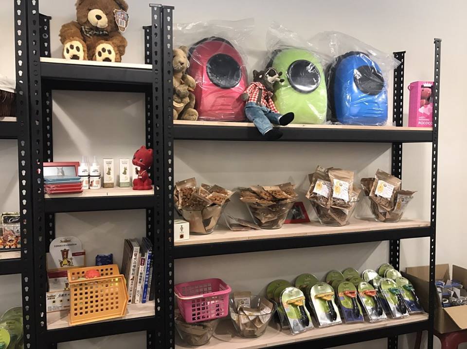 東區寵物店～消光黑免螺絲角鋼展示架