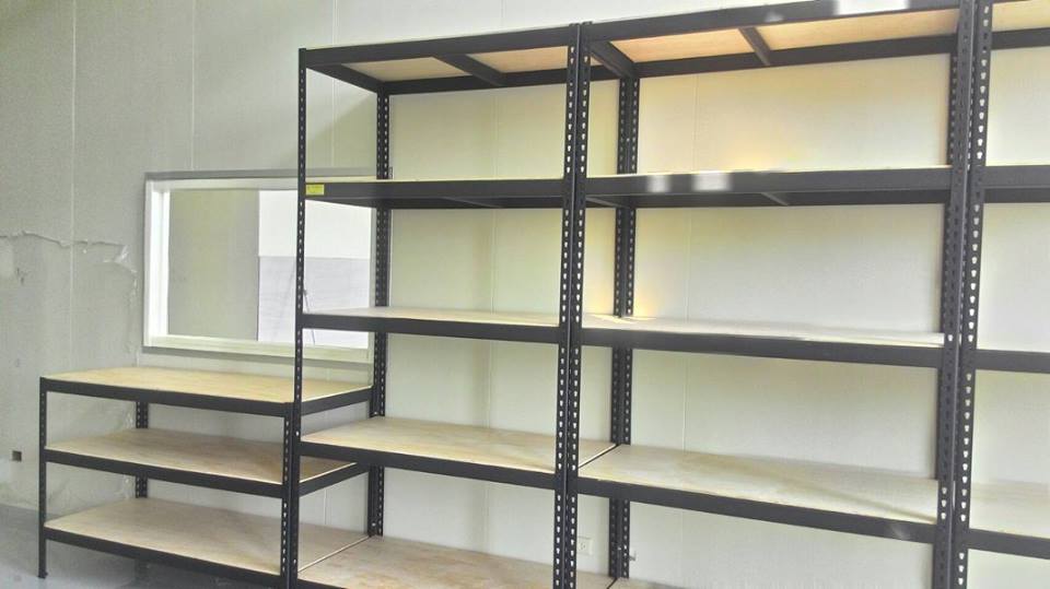 歸仁區應用材料公司～消光黑免螺絲角鋼收納架