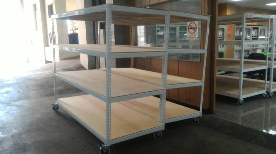 安定區公司～純白免螺絲角鋼車輪架