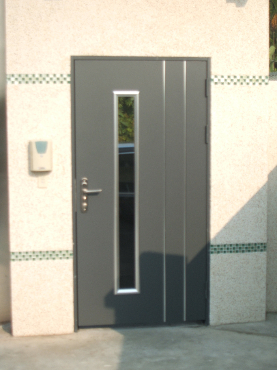 車庫門RF07直卡視窗