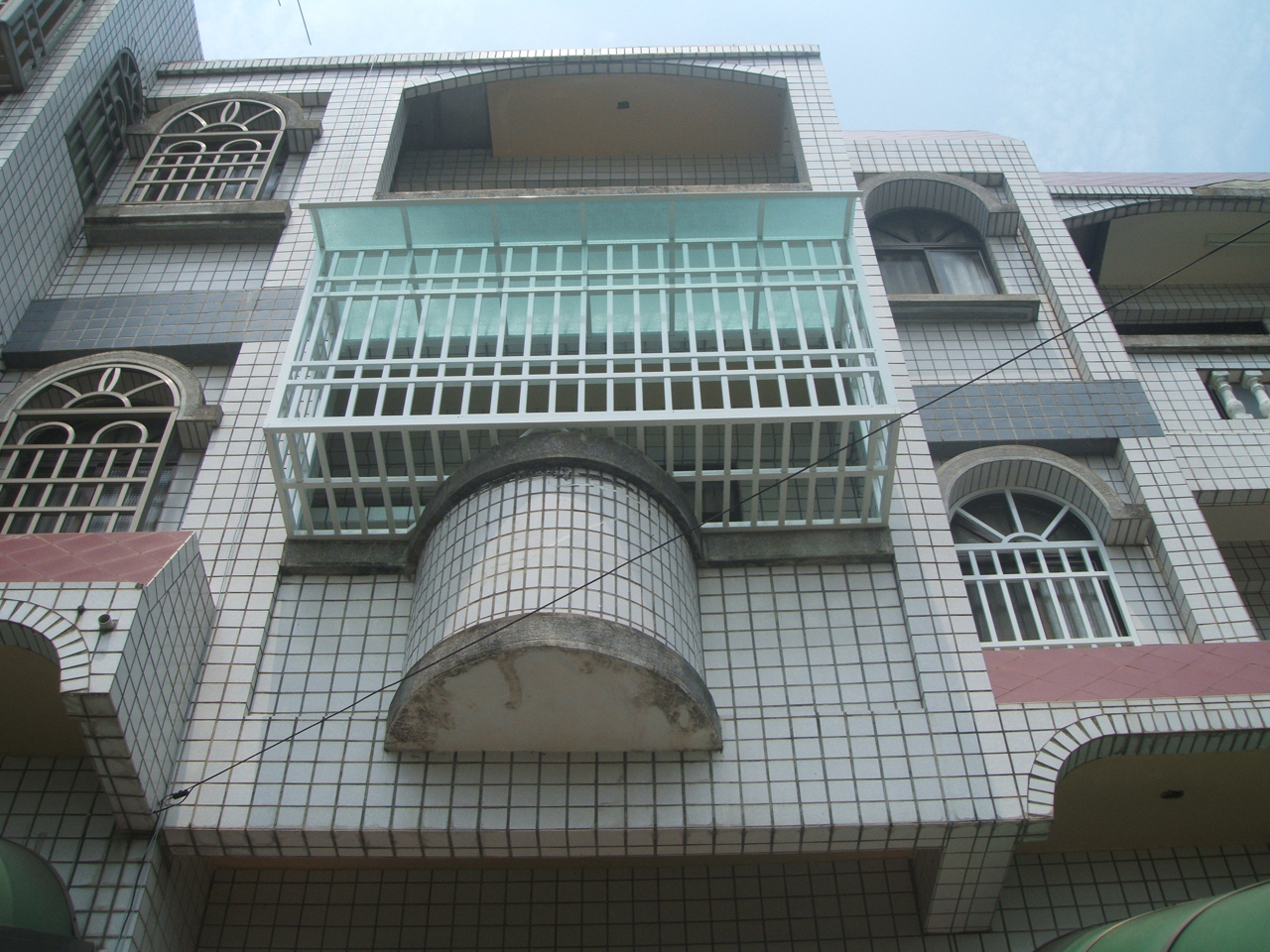 鋁製防盜凸窗RF09