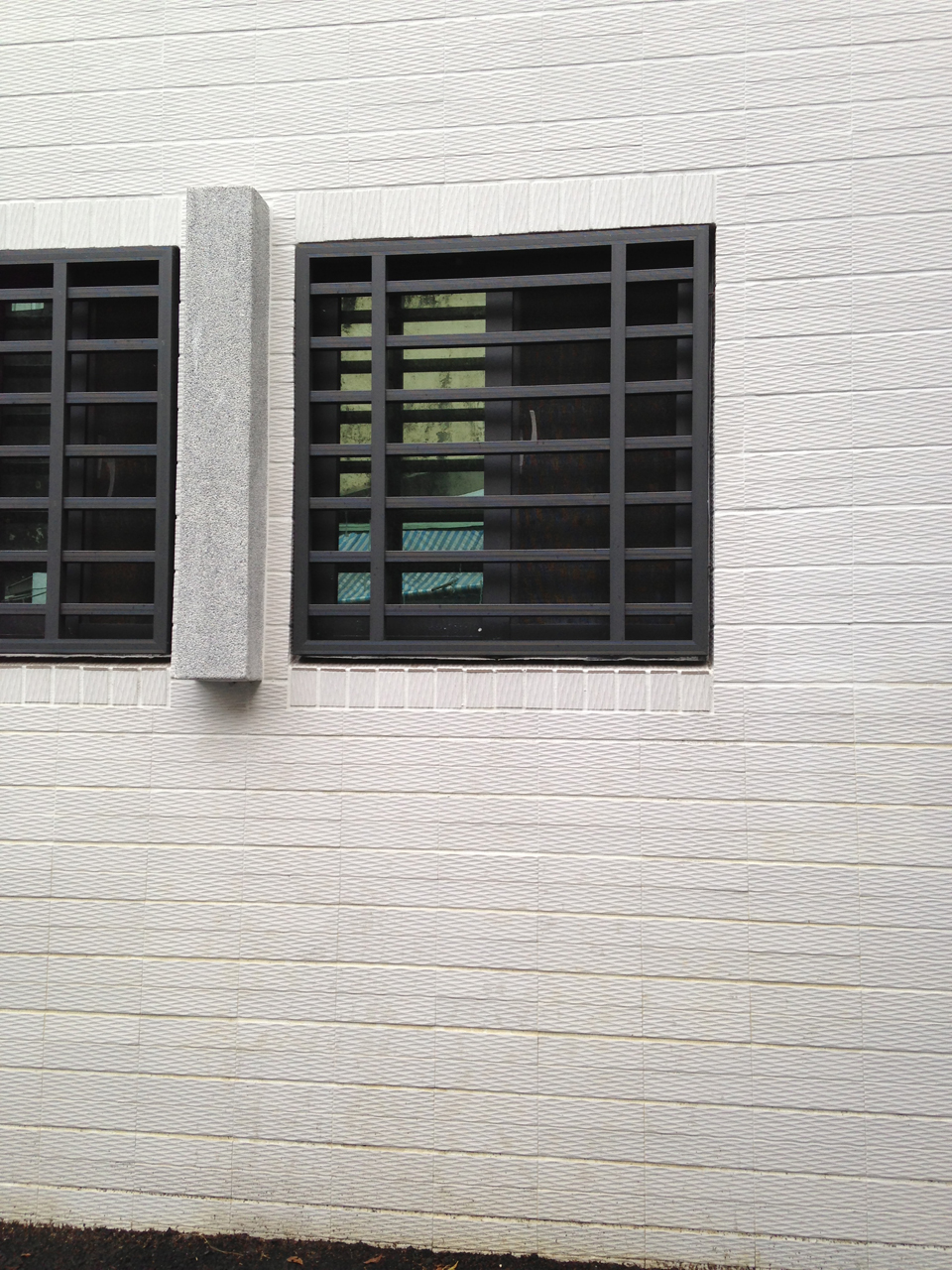 鋁製橫格式防盜窗RF11