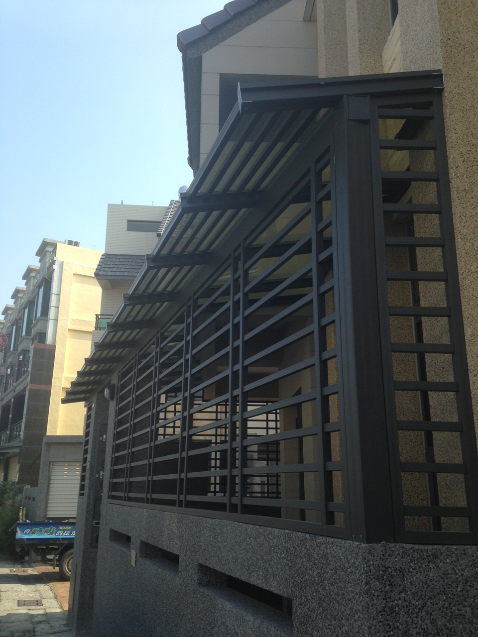 鋁製橫格式防盜窗RF12