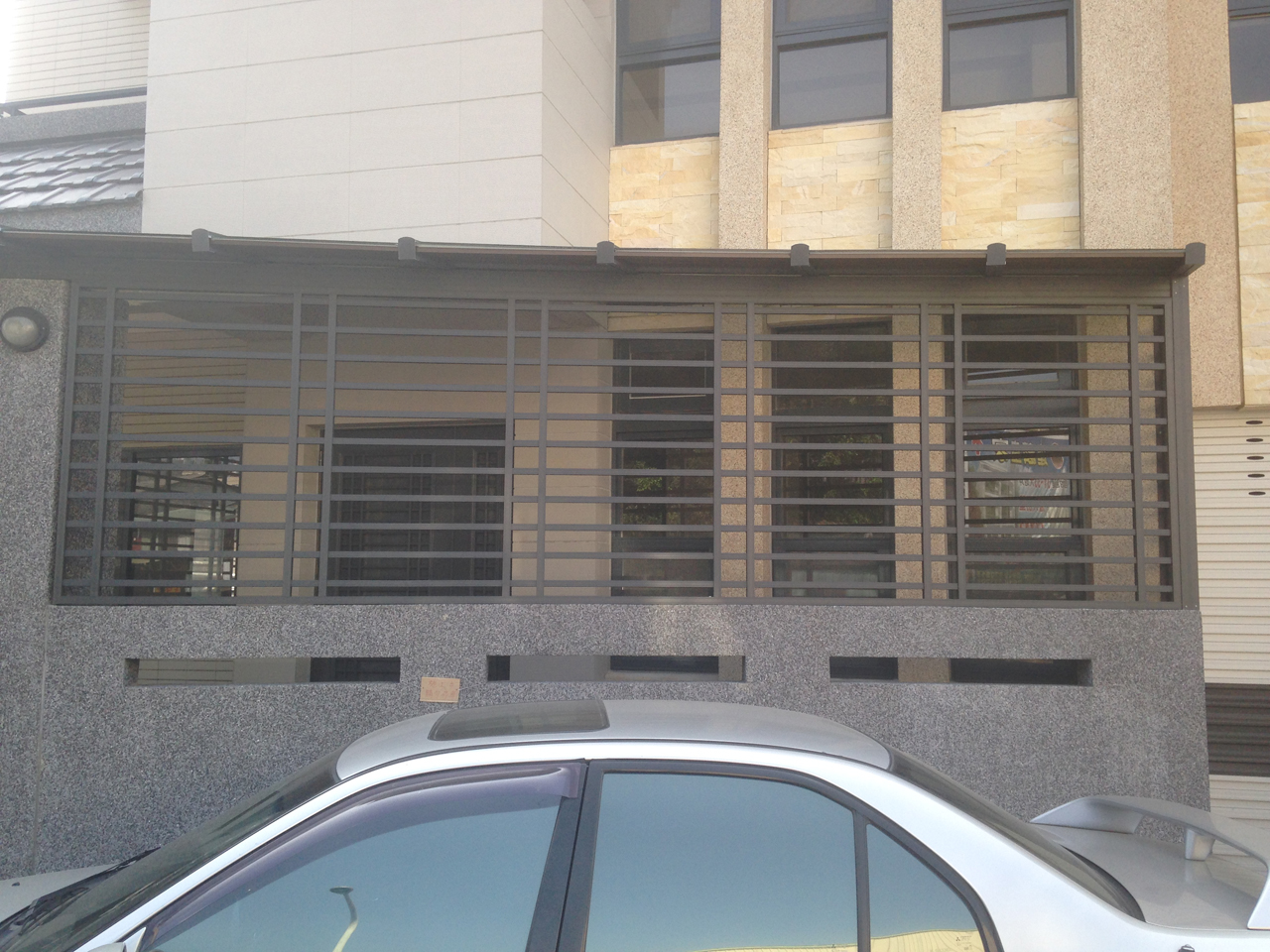 鋁製橫格式防盜窗RF13