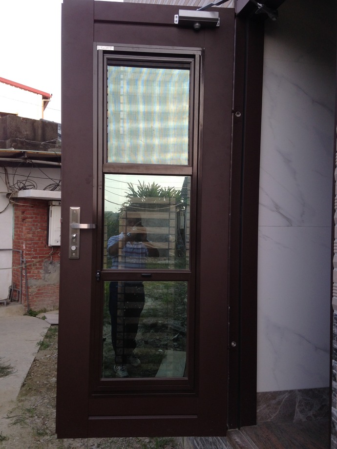 RF04-5日格花+三合一門(內看)