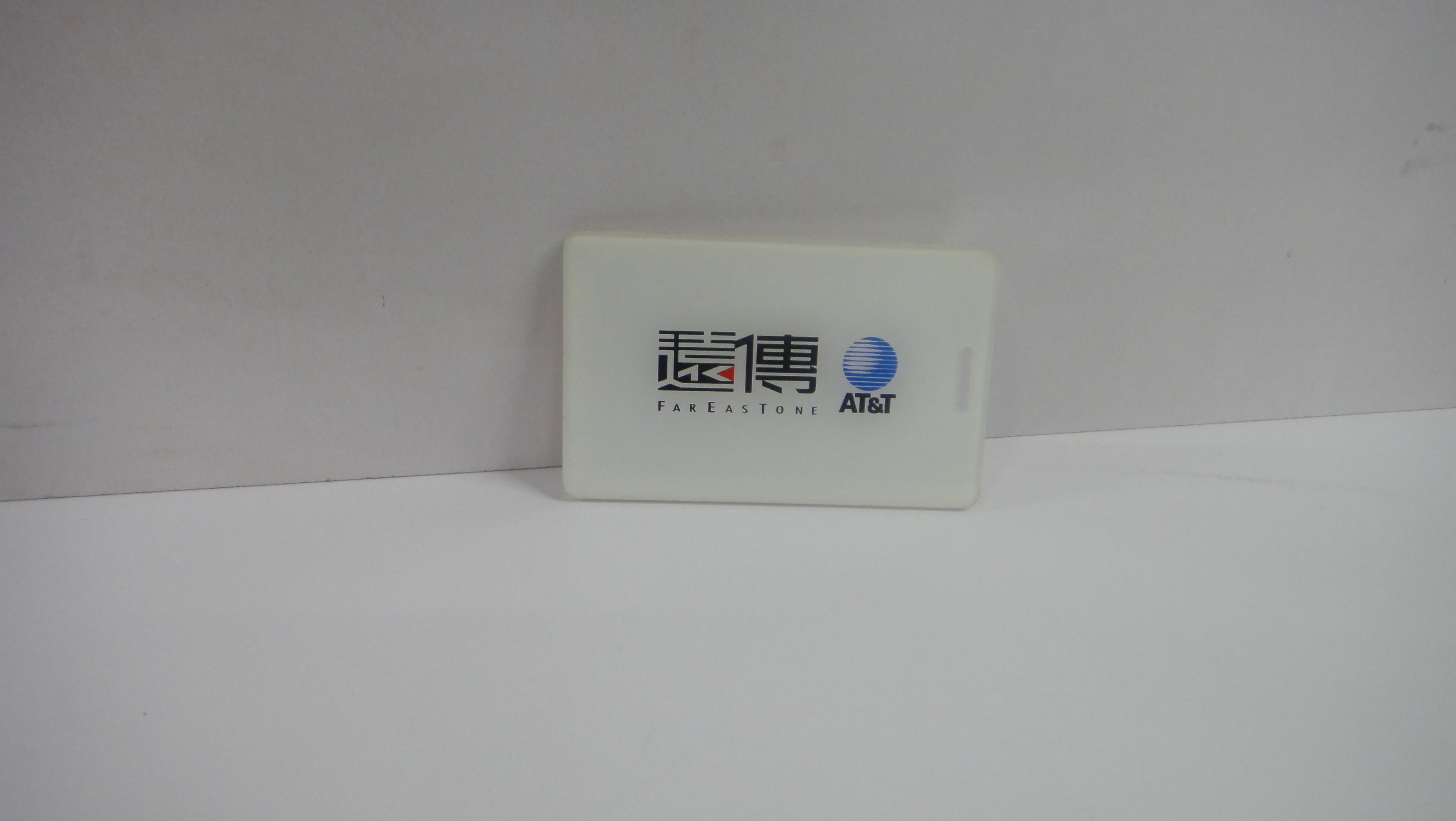 吊牌-遠傳電信