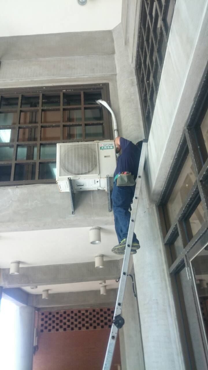 學校拆機第一波1