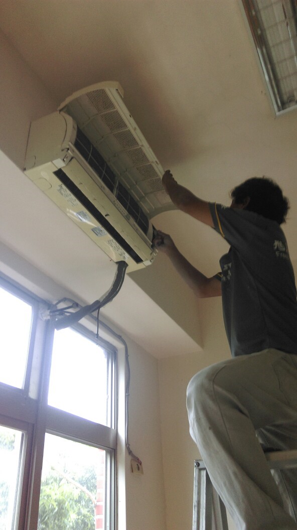 學校拆機第一波1