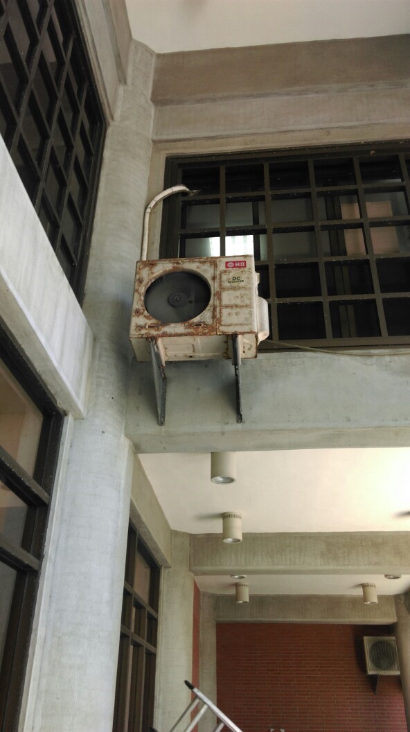 學校拆機第一波1