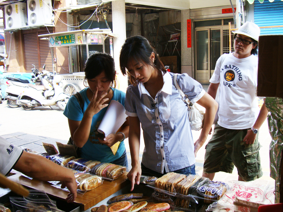 東森電視台:鹿港牛舌餅報導