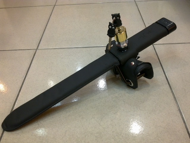 寶劍型汽車方向盤鎖