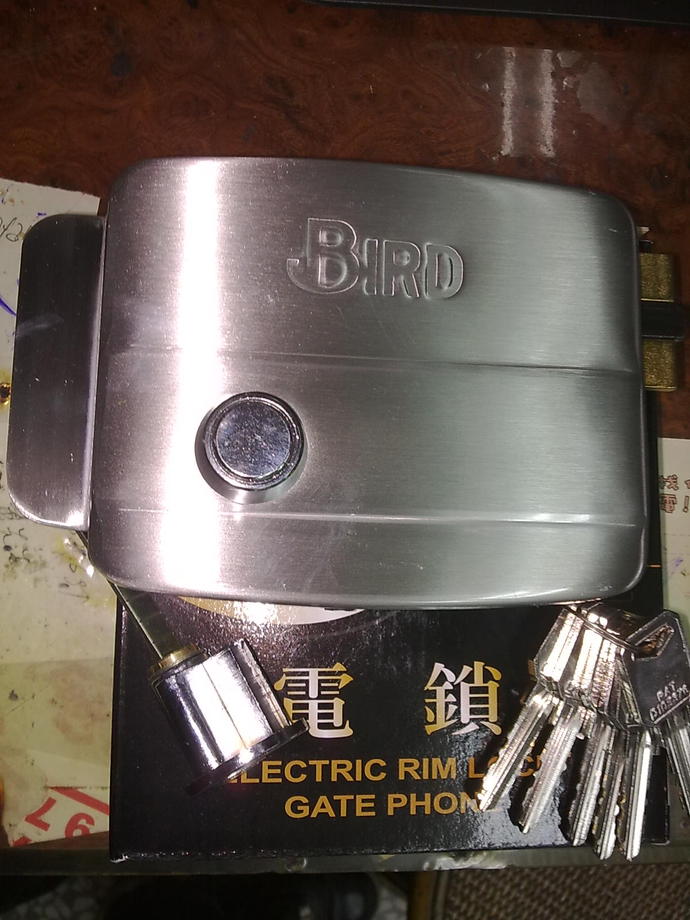 BIRD電鎖