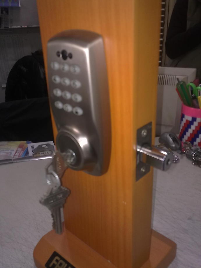 加安電子密碼鎖