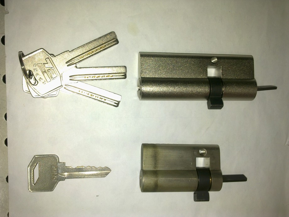 電子密碼鎖專用鎖心