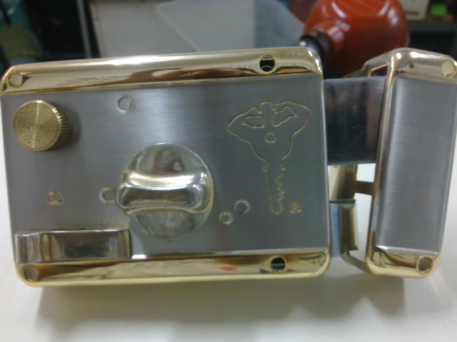 昶恩大力士四段鎖