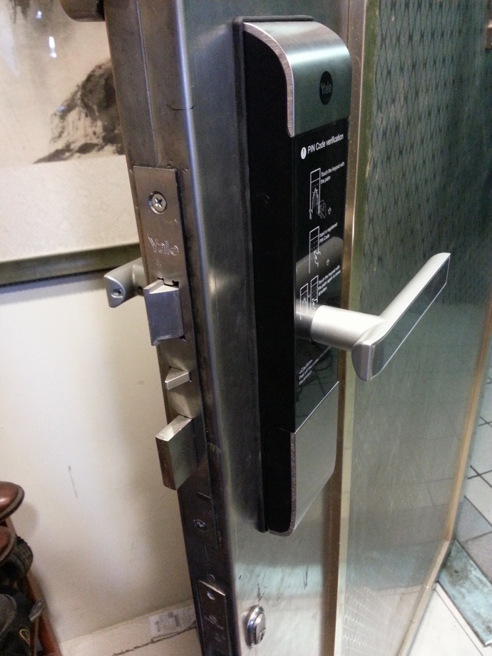 Yale3109電子密碼鎖(悠遊卡系統)