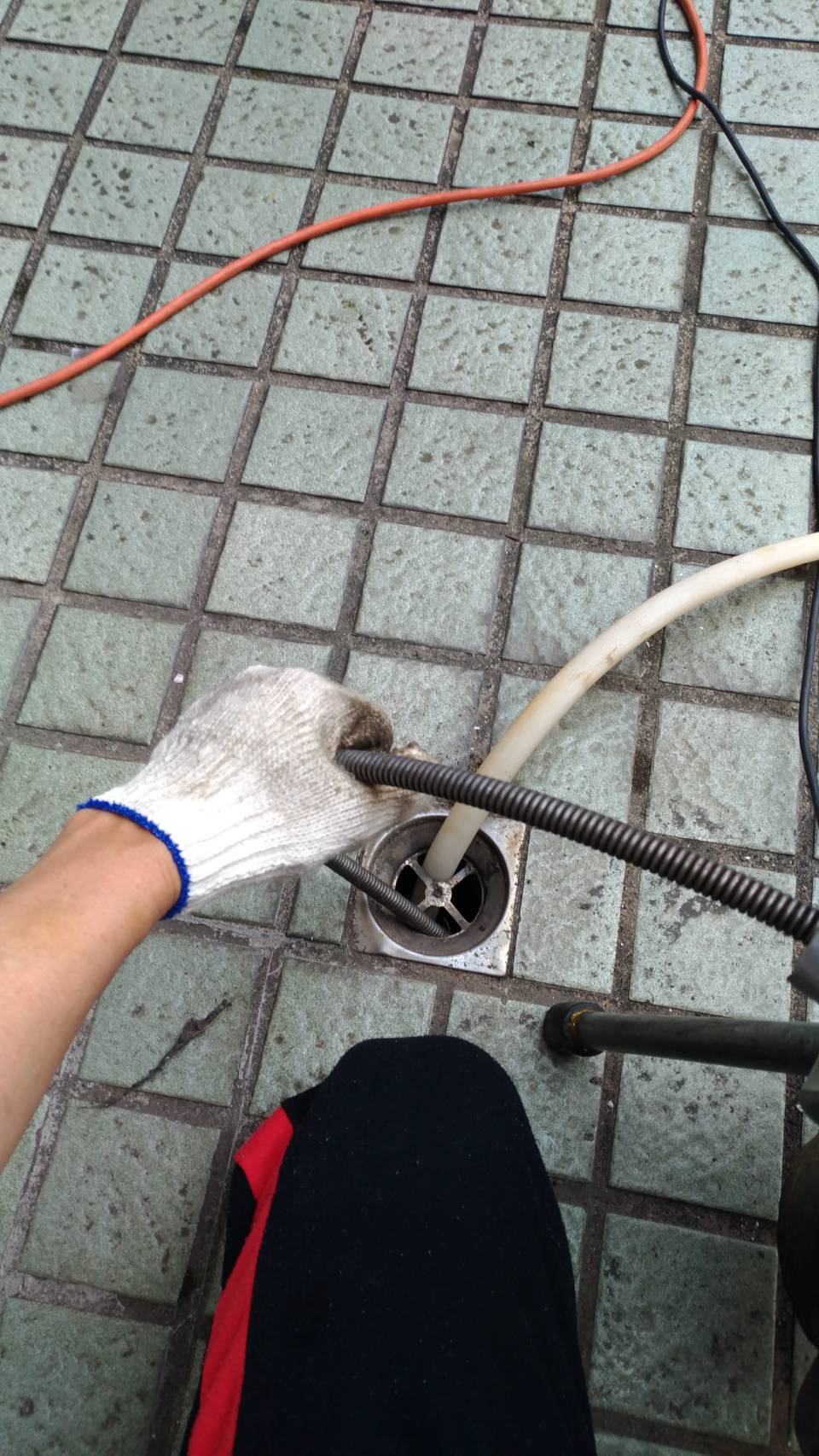 頂樓排水管阻塞