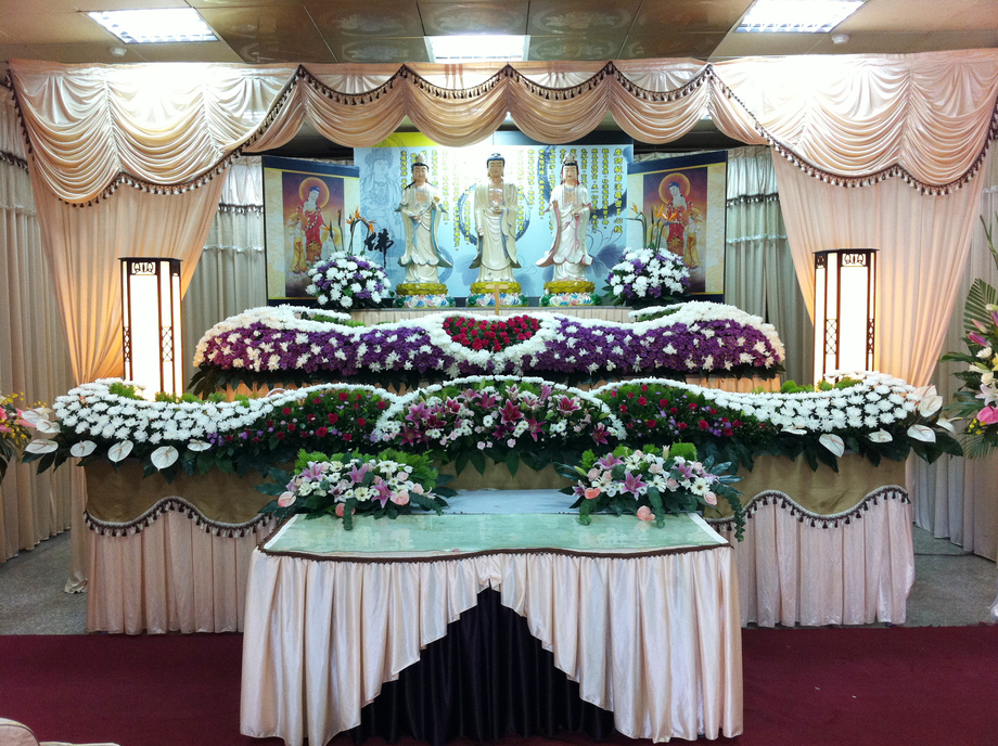 三寶佛心型花藝會場