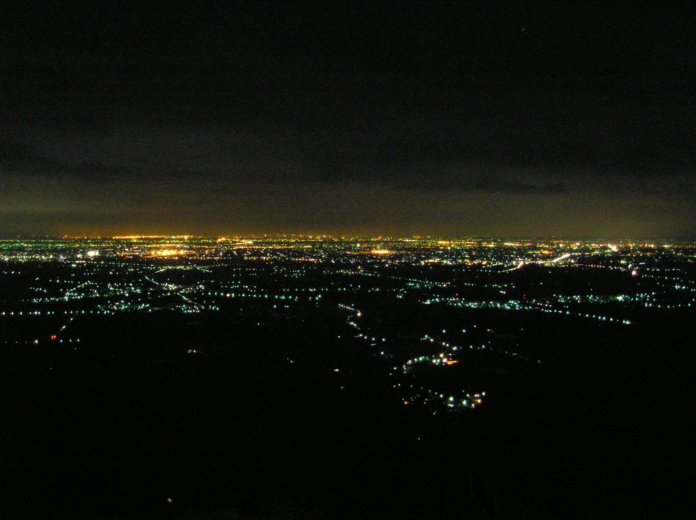 大武山休閒農場-由園內觀賞高屏平原夜景