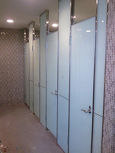 公廁隔間