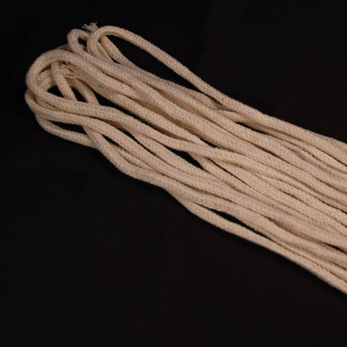 鬆緊帶、木竹簾用線、金蔥線、肉粽線、草蓆線、童軍繩、封口線、壽司線、毛筆夾用線、工業用線.