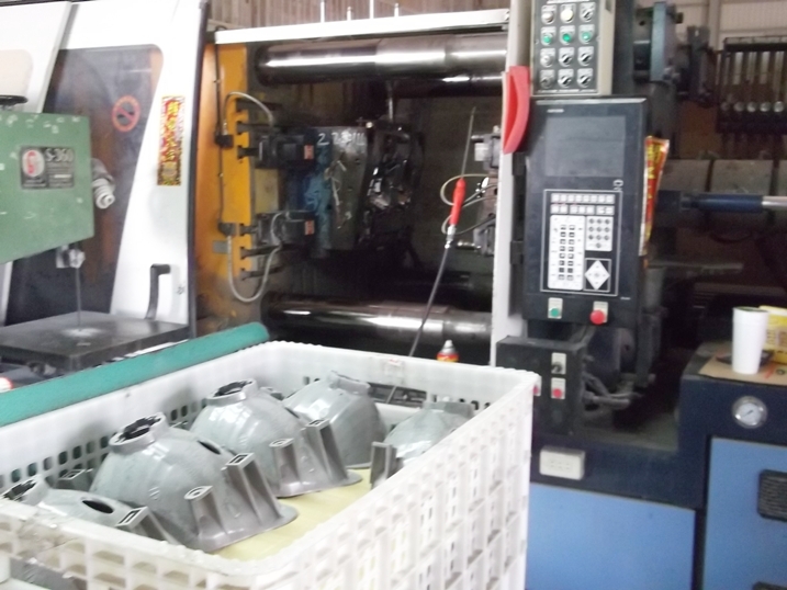 BMC射出儀器設備