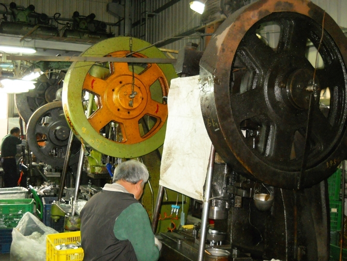 沖壓製造儀器設備