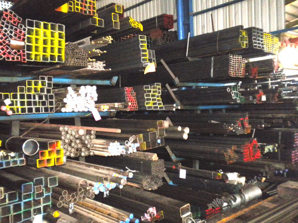 角鐵、中鋼板、各種鐵材加工