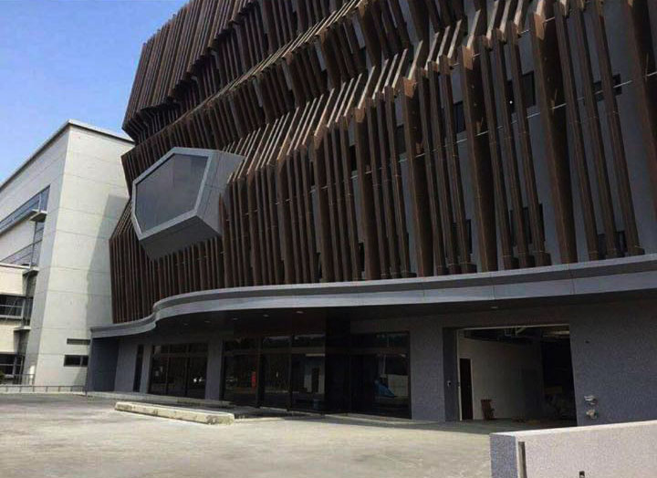 高偉廠辦-雨庇-鋁包粄