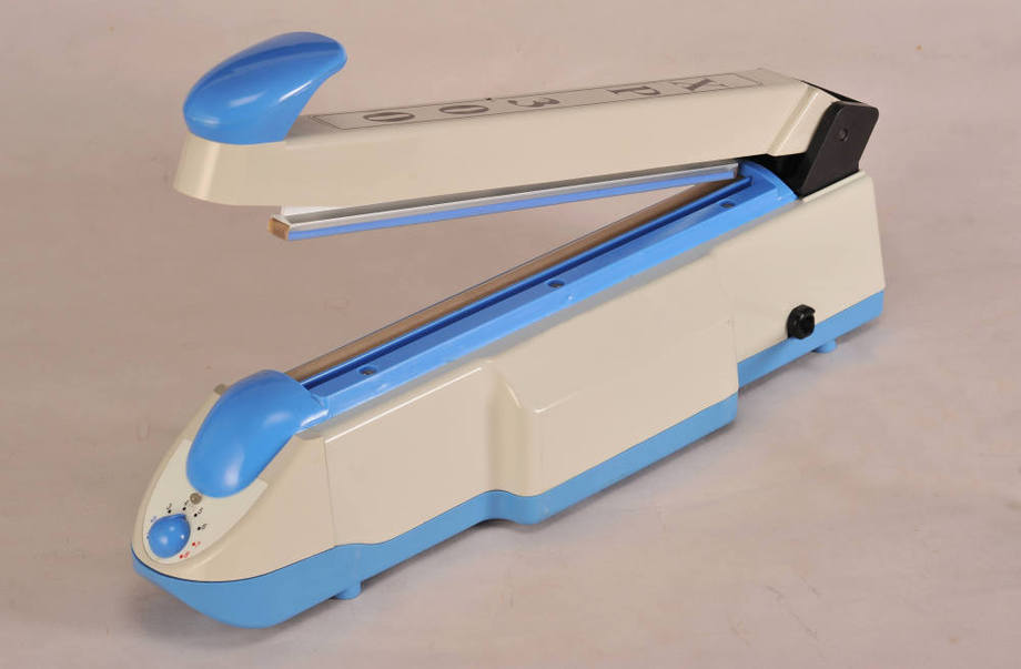 XP300手壓封口機