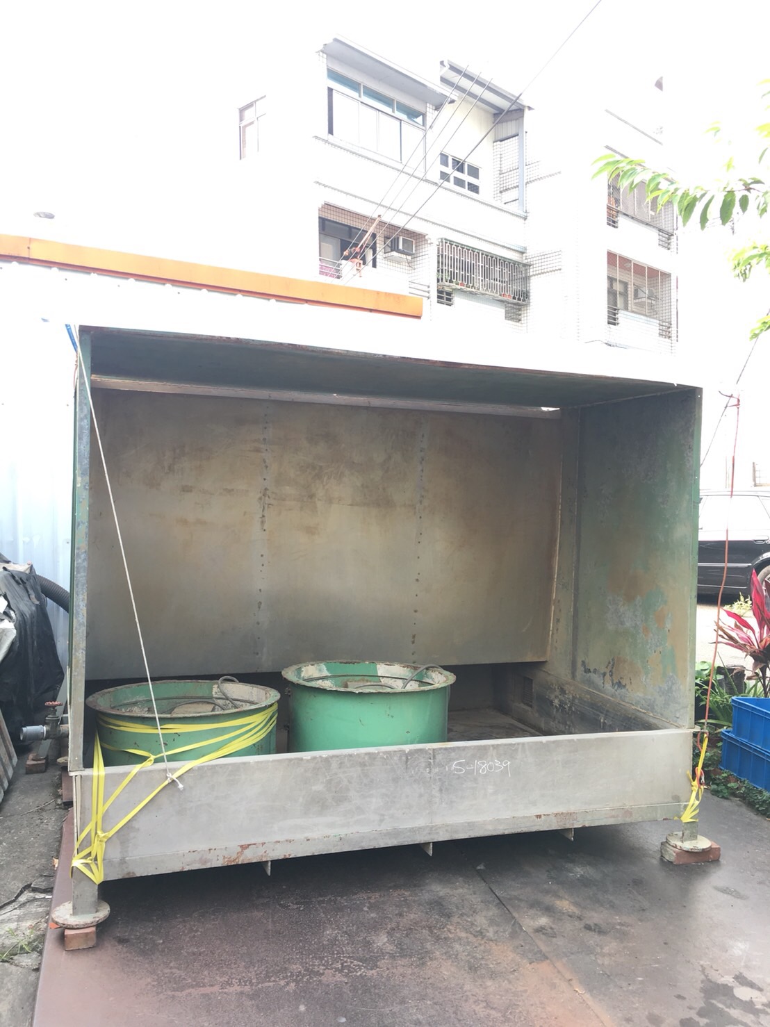 8尺水淋式噴漆台