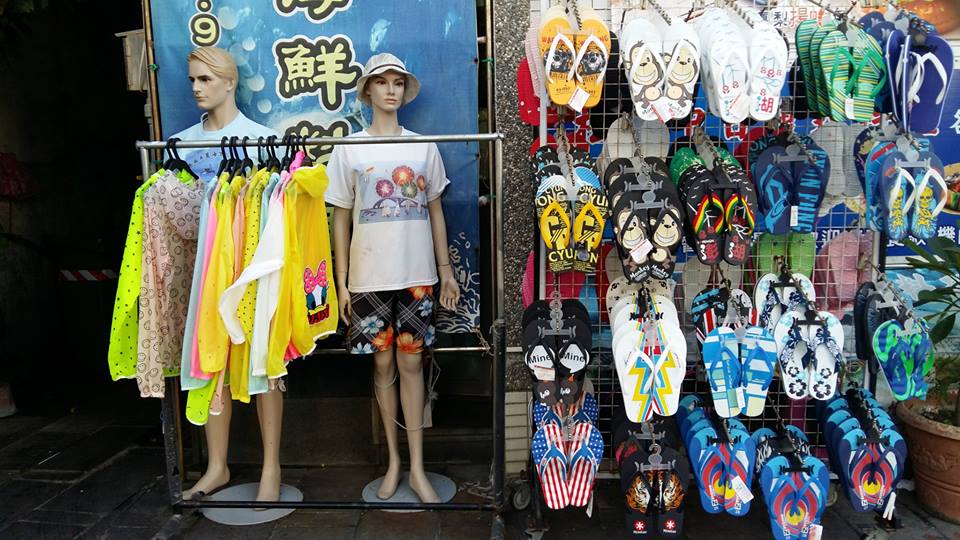 薄外套和海灘鞋-綉山商行制服運動服